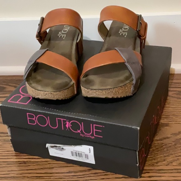 Boutique by Corkys “Pecos” wedge sandals. size 9 - Picture 2 of 7